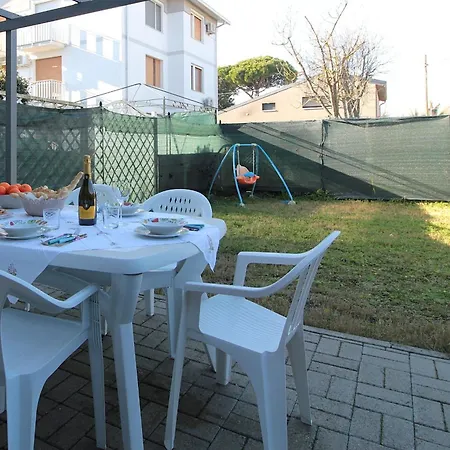 Holiday home Elena, Ac, Wifi,